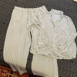 Heavenly by Victorias Secret pajamas. XXL.